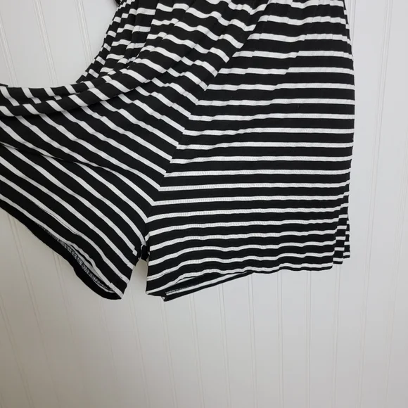 Persun black and white striped romper size small - Picture 5 of 5